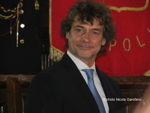 Alberto Angela cittadino onorario di Napoli e il suo amore molto forte per la città: ‘o core nun se cummanna!