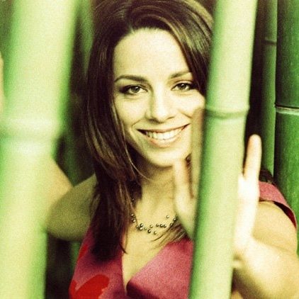 Valeria Rossi: “Le emozioni ruotano attorno alla nostra vita.” - Intervista