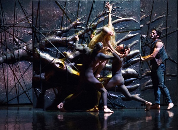 Aterballetto presenta “Tempesta” al teatro Della Corte di Genova sulle musiche di Giuliano Sangiorgi  