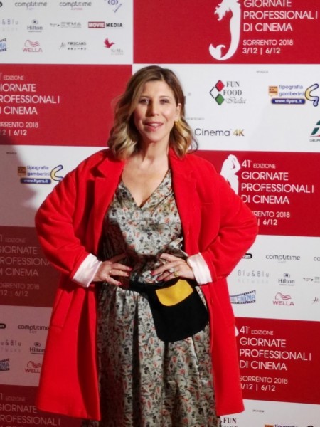 Michela Andreozzi a marzo da regista al cinema con “Brave Ragazze”. Intervista