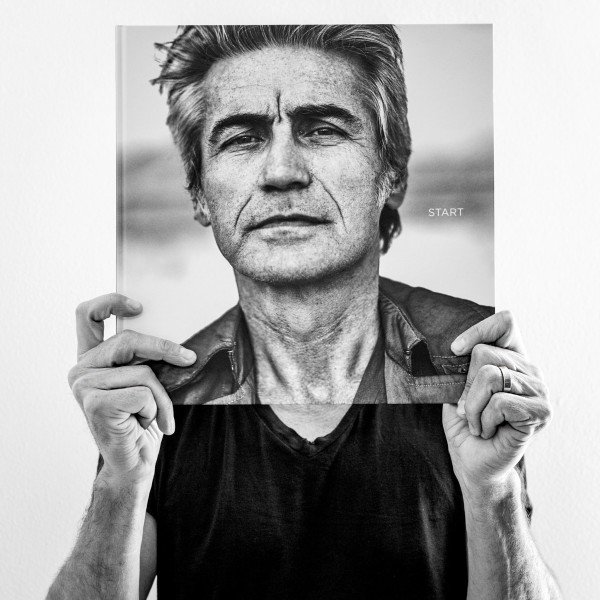 “Start” il nuovo album di Ligabue anticipato dal singolo e video "Certe Donne Brillano" e nuovo tour