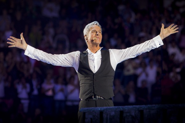 “Al Centro” Claudio Baglioni live al Pala Decò di Caserta