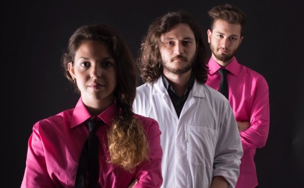 «Siamo sicuri che il pubblico, pronto ad ascoltarci, sia tutt’altro che irrilevante». Intervista al leader della band Giumara & The Pinknoise 