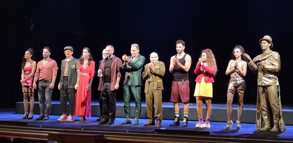 “Un vecchio hippie che sparge amore in giro per il mondo”. Daniele Russo in Don Juan in Soho al Bellini di Napoli