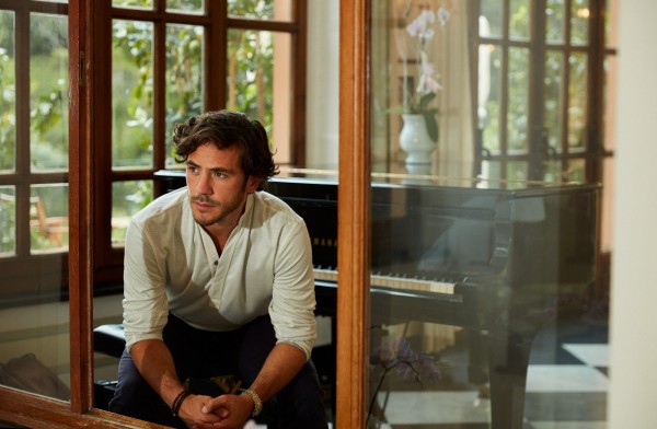 Io Che Non Vivo Senza Te, Jack Savoretti in un classico senza tempo