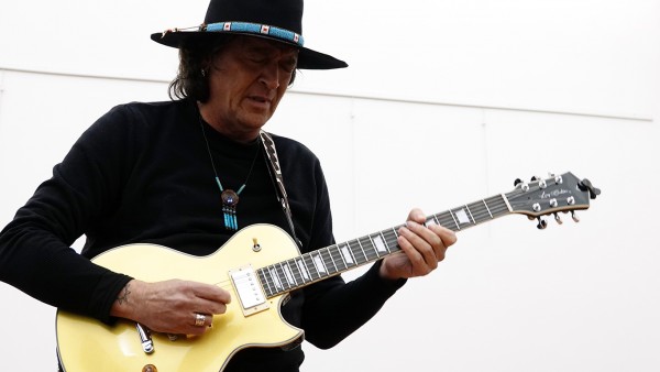 Lakota Blues, Antonio Onorato tra blues, rock e musica dei Nativi Americani