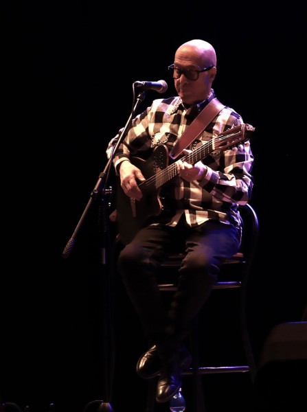 Carlo Marrale: cinquant’anni di canzoni che non invecchiano