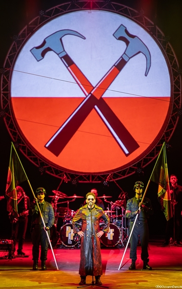 Dentro The Wall: Fabio Castaldi e i Pink Floyd Legend al Teatro Bellini di Napoli