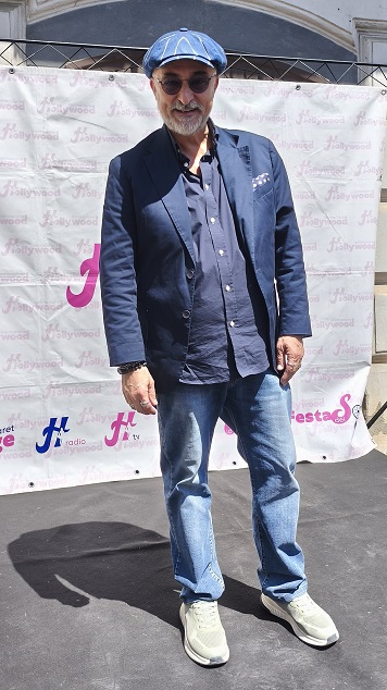 “Dipende da come ridi, non da quanto ridi”. Intervista a Paolo Caiazzo