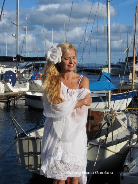 Grecia Colmenares al Borgo Marinari (Napoli)