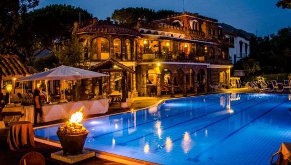 Complesso turistico “Club Damiani” di Pozzuoli