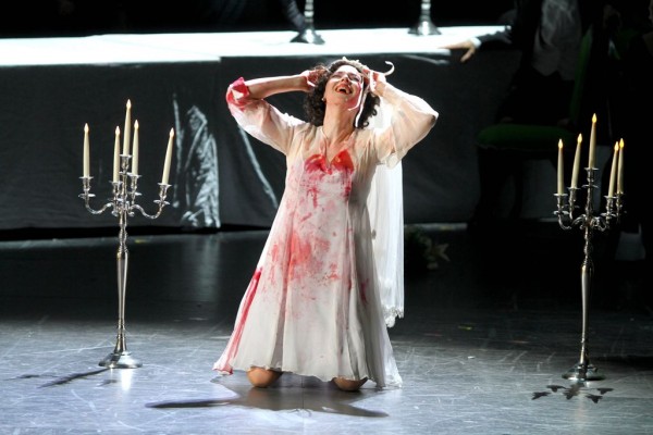 Lucia di Lamermoor (Zuzana Markovà) Foto di Marcello Orselli